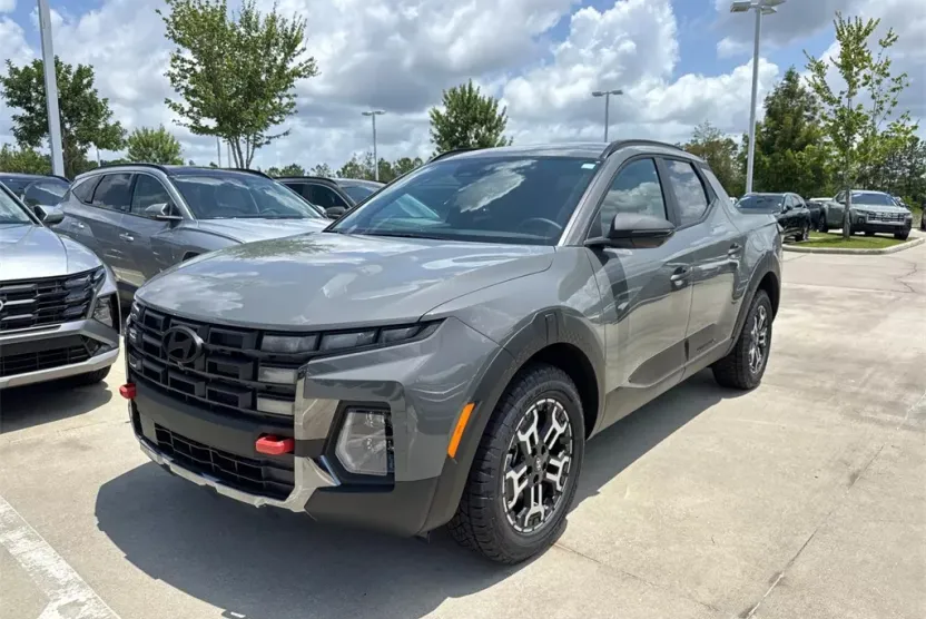 2025 Hyundai Santa Cruz XRT photo 1