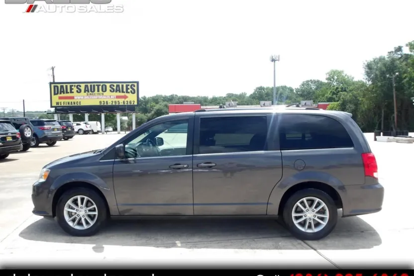 2019 Dodge Grand Caravan SXT photo 1