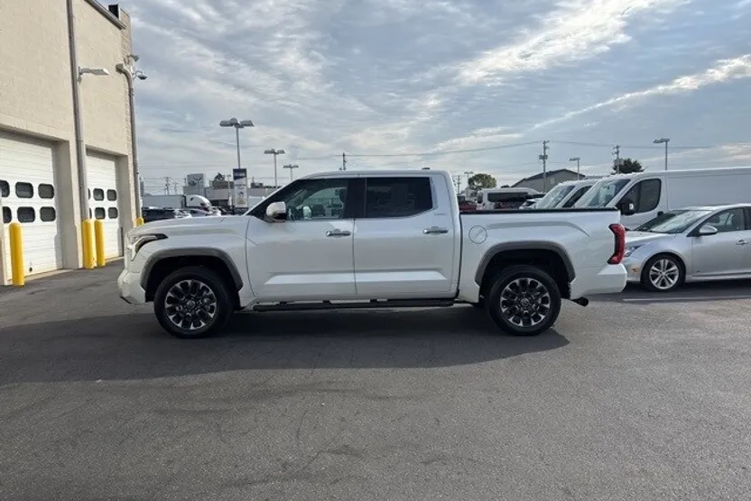 2024 Toyota Tundra Limited photo 1