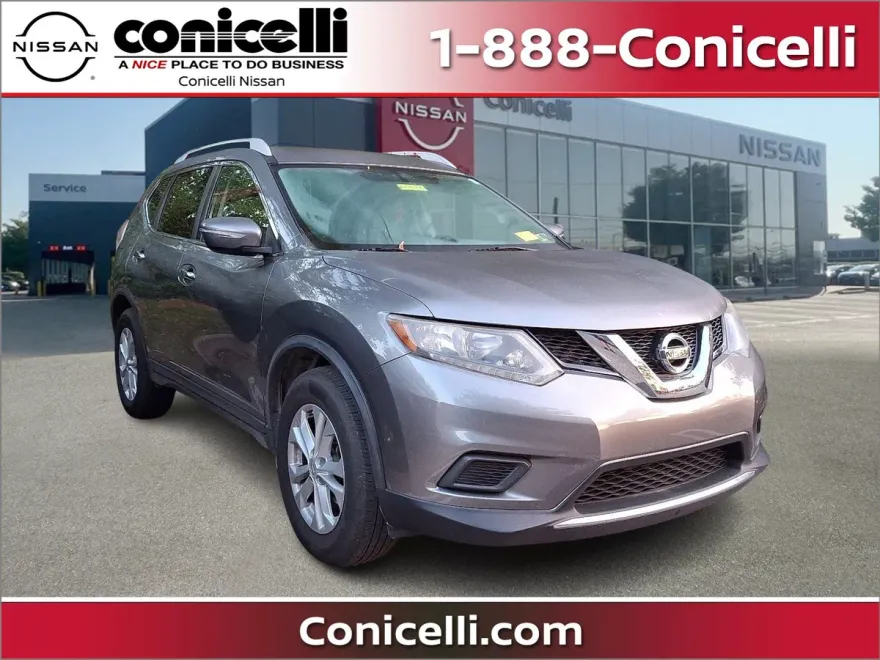2015 Nissan Rogue SV photo 1