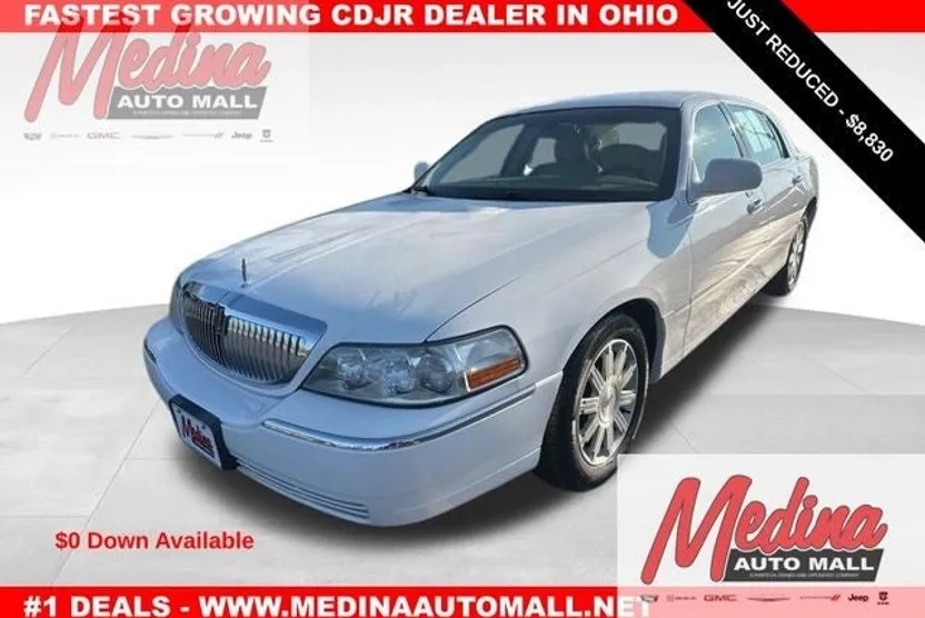 2009 Lincoln Town Car Signature Limited photo 1