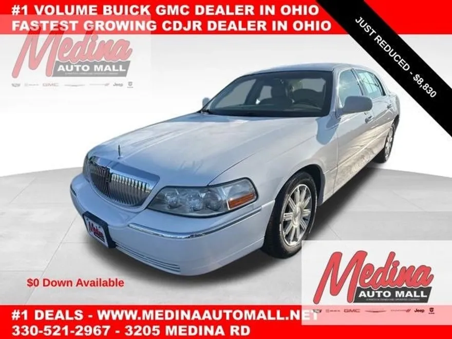 2009 Lincoln Town Car Signature Limited photo 1