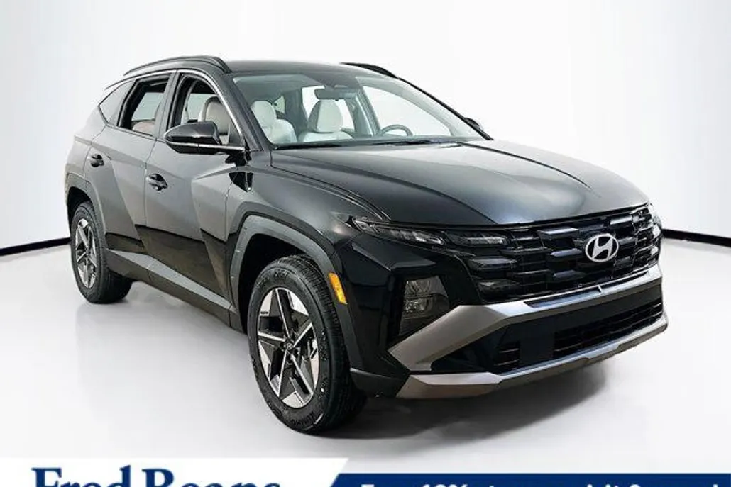 2025 Hyundai Tucson SEL photo 1