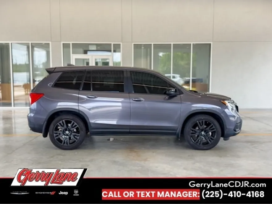 2021 Honda Passport Sport photo 1