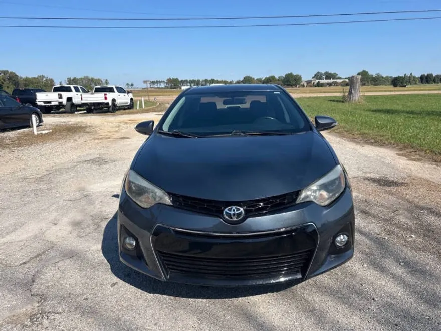 2016 Toyota Corolla Plus photo 1