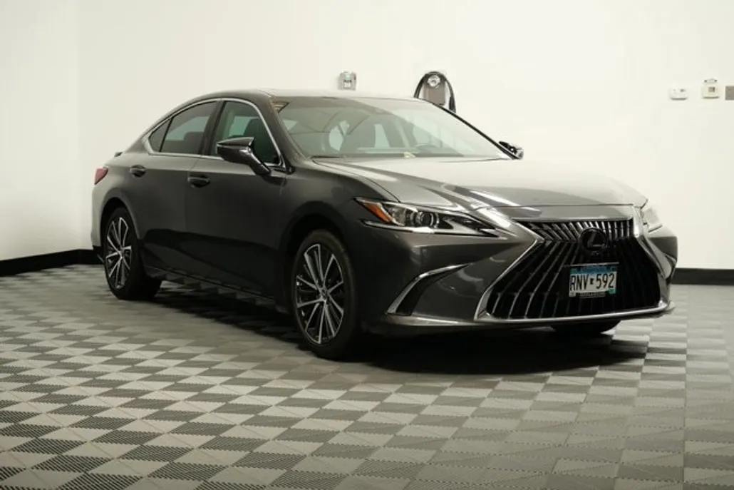 2025 Lexus ES 300h Base photo 1