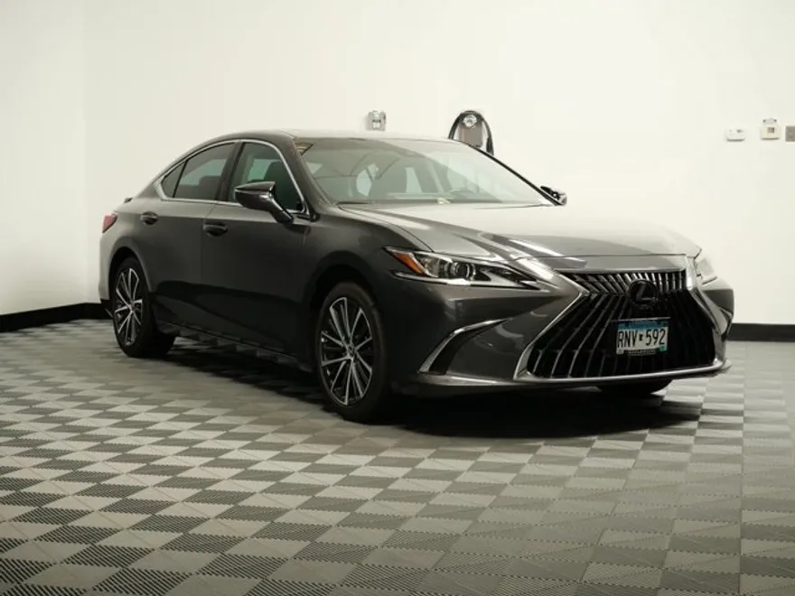 2025 Lexus ES 300h Base photo 1