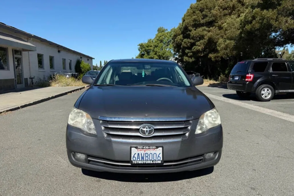 2007 Toyota Avalon XLS photo 1