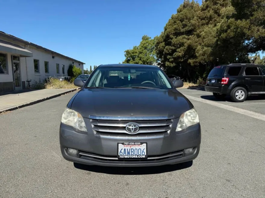 2007 Toyota Avalon XLS photo 1