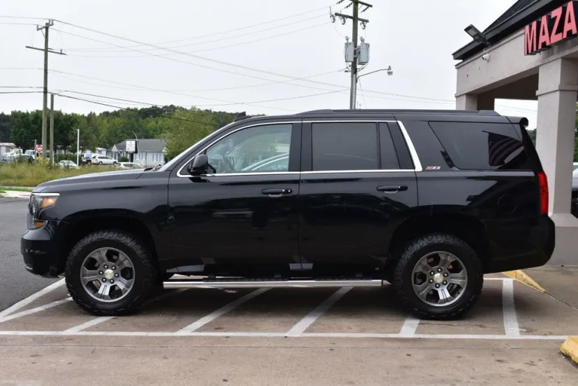 2016 Chevrolet Tahoe LT Z71 photo 1
