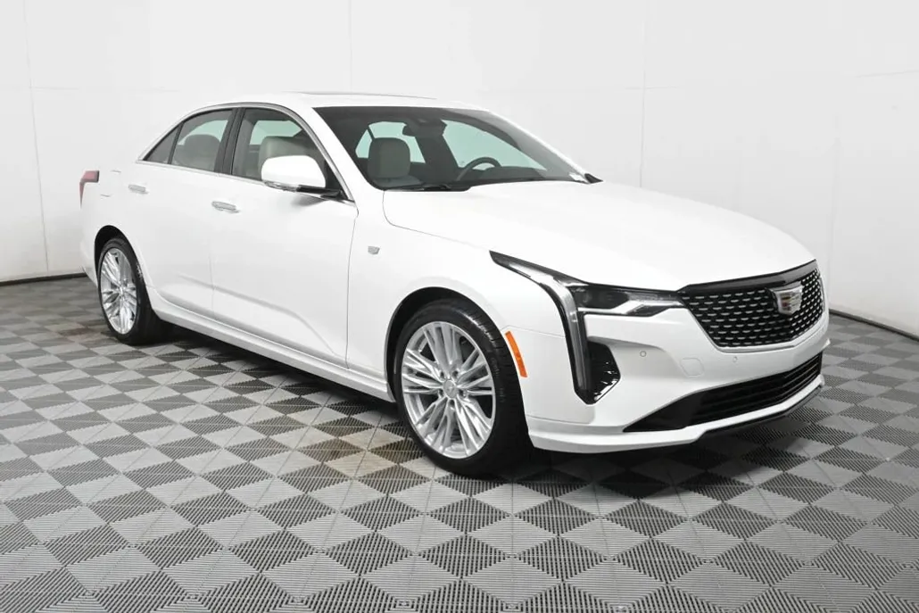 2025 Cadillac CT4 Premium Luxury photo 1
