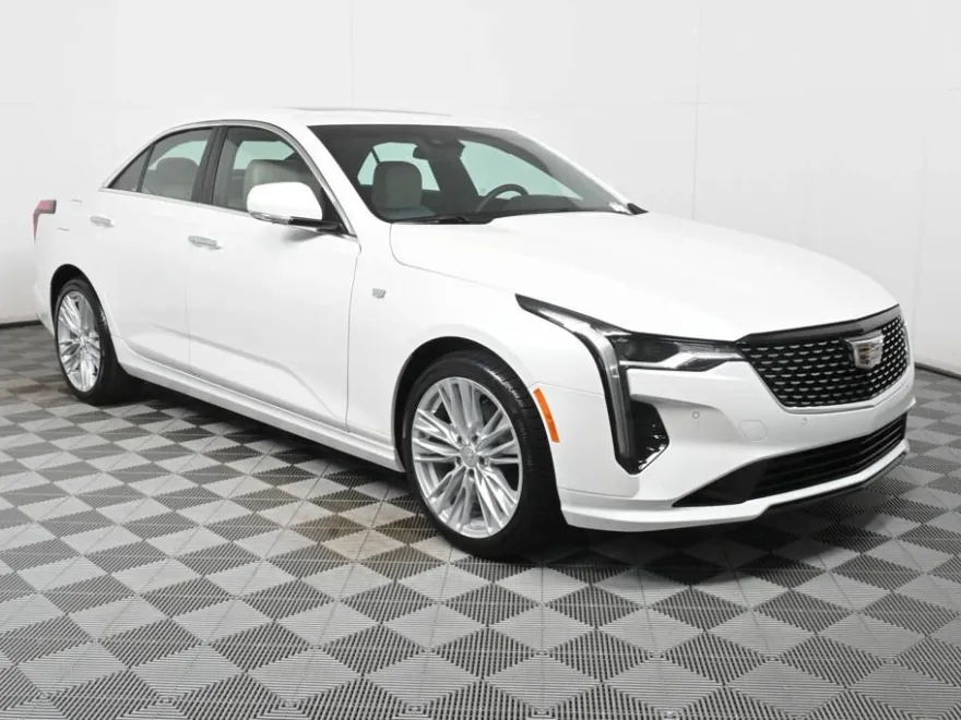 2025 Cadillac CT4 Premium Luxury photo 1