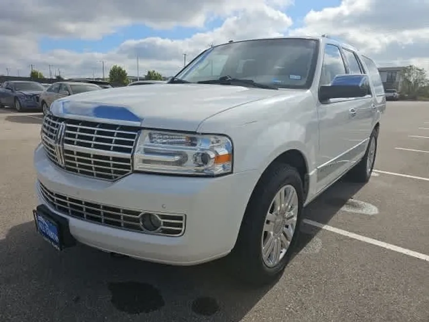 2014 Lincoln Navigator photo 1
