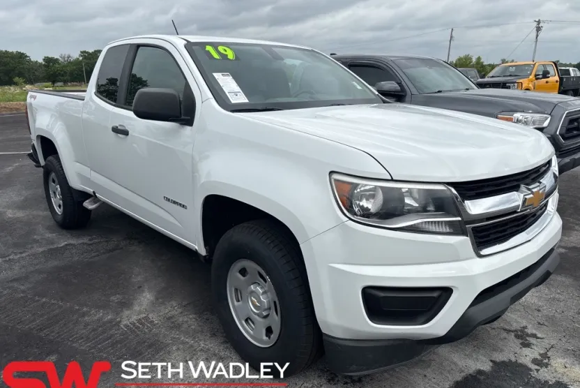 2019 Chevrolet Colorado Work Truck photo 1