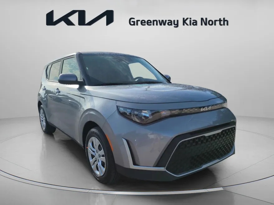 2025 Kia Soul LX photo 1