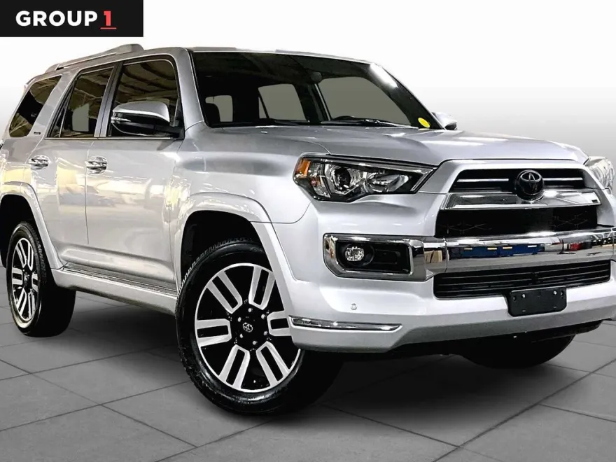 2023 Toyota 4Runner Limited photo 1