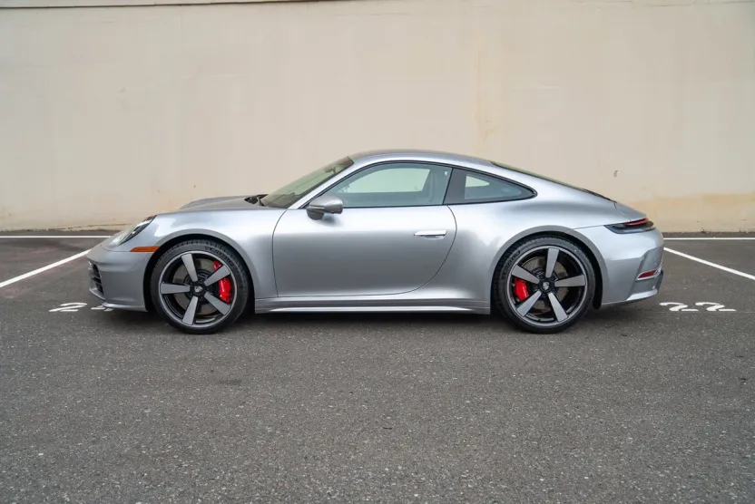 2025 Porsche 911 S photo 1