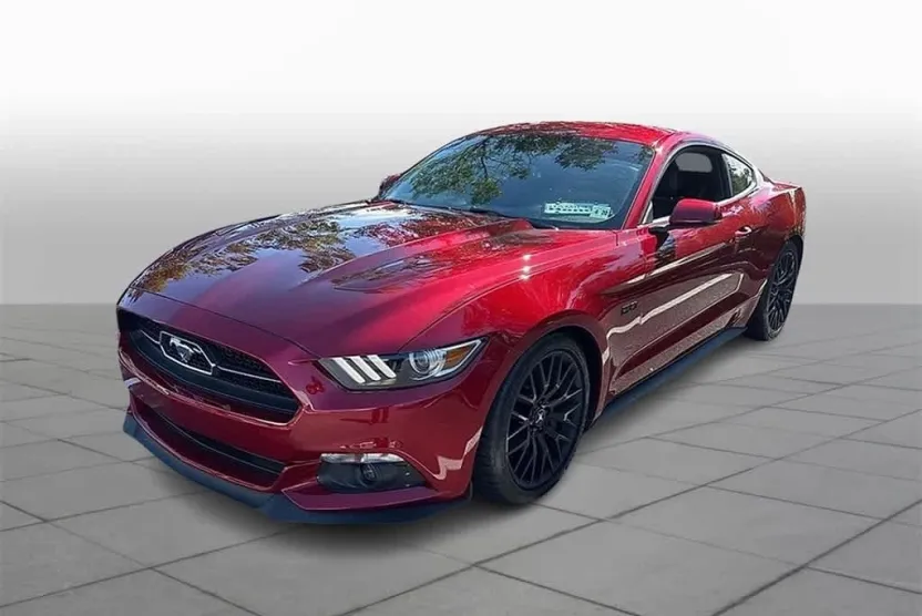 2015 Ford Mustang GT Premium photo 1