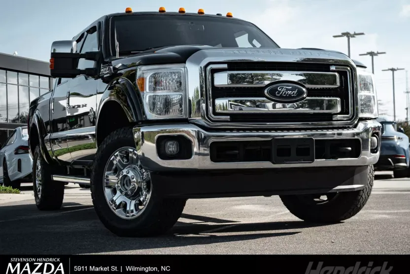 2016 Ford F-350 Lariat photo 1
