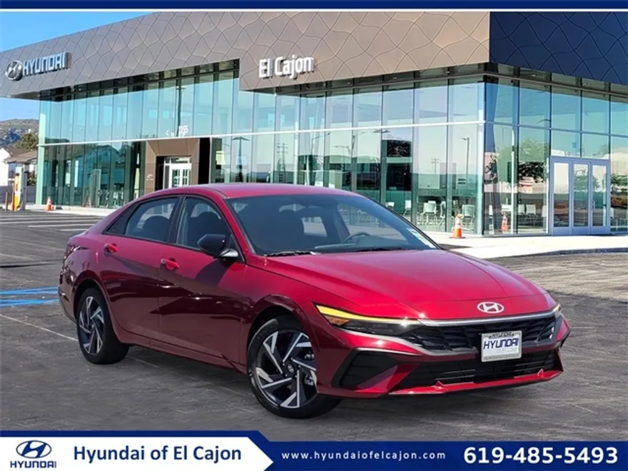 2025 Hyundai Elantra SEL Sport photo 1
