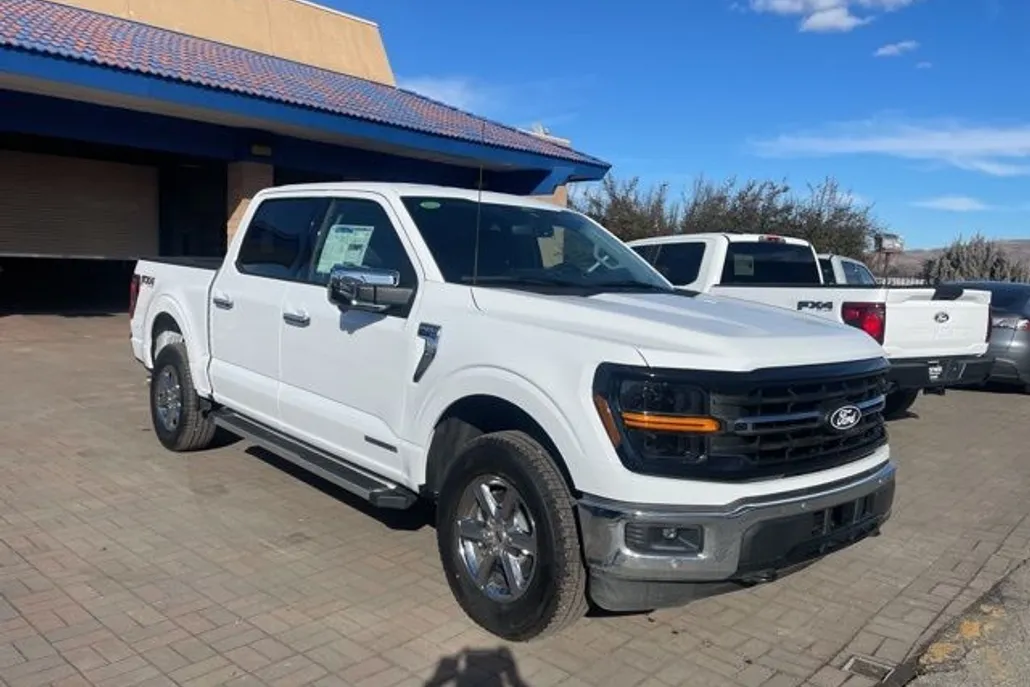 2025 Ford F-150 XLT photo 1