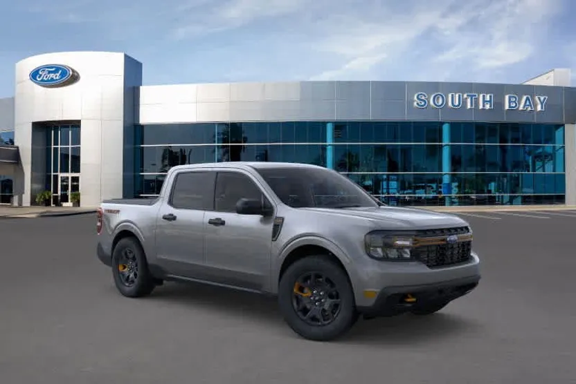 2024 Ford Maverick XLT Tremor photo 1