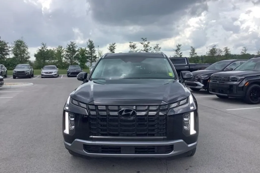 2024 Hyundai Palisade SEL photo 1