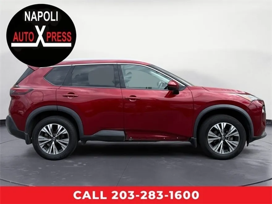 2021 Nissan Rogue SV photo 1