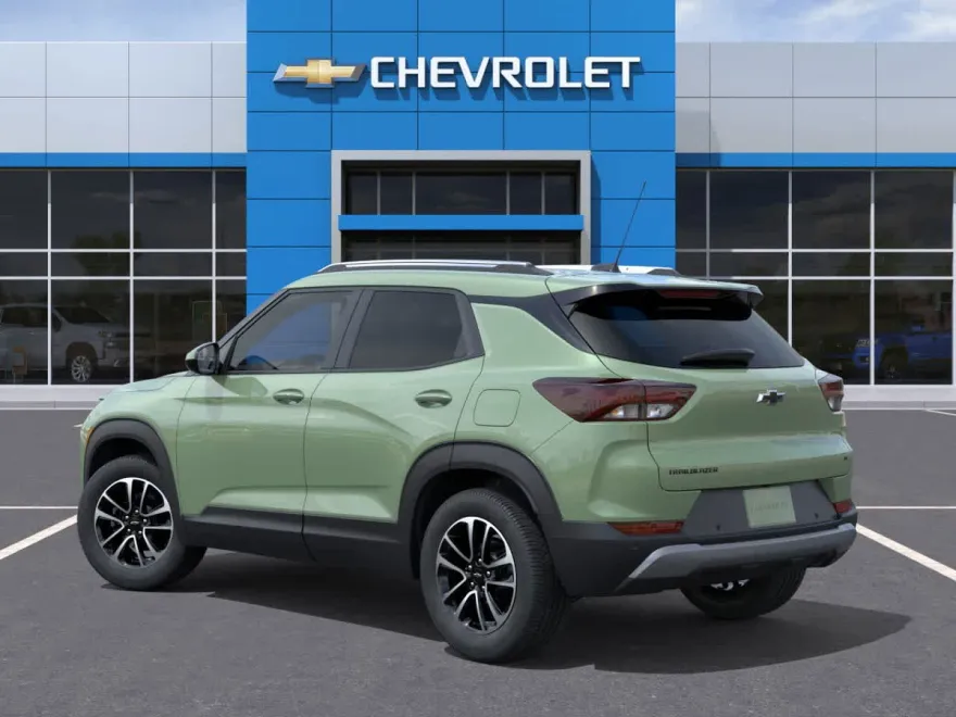 2025 Chevrolet Trailblazer LT photo 1