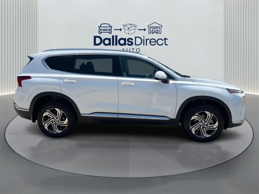 2022 Hyundai Santa Fe SEL photo 1