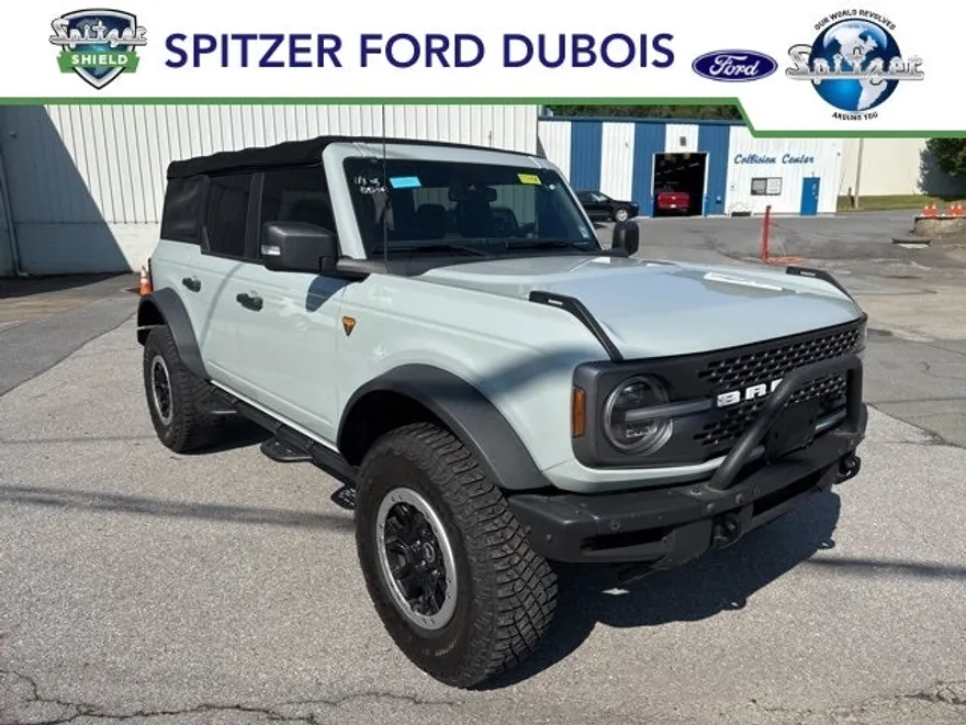 2021 Ford Bronco Badlands photo 1