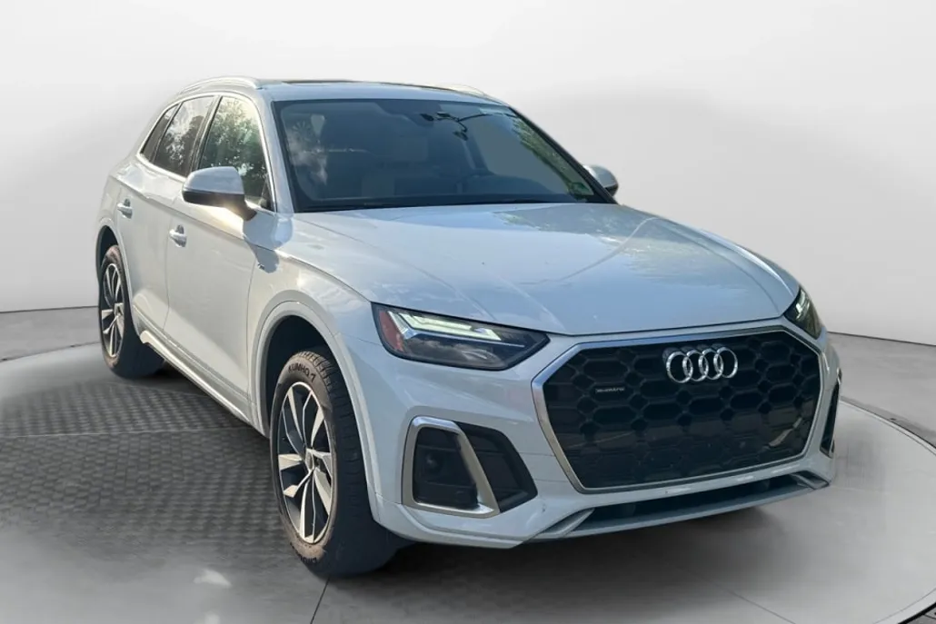 2025 Audi Q5 Premium Plus 45 TFSI S line photo 1