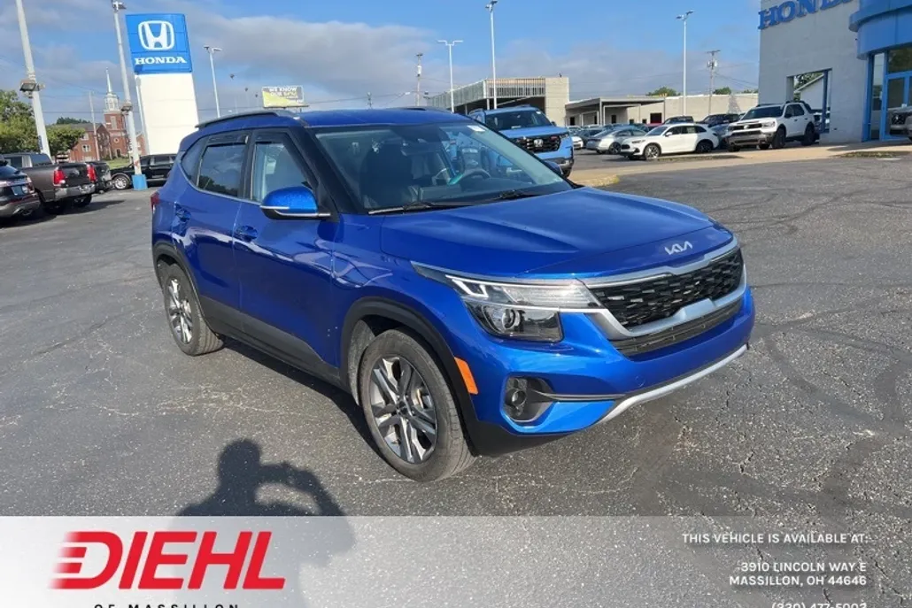 2023 Kia Seltos S photo 1