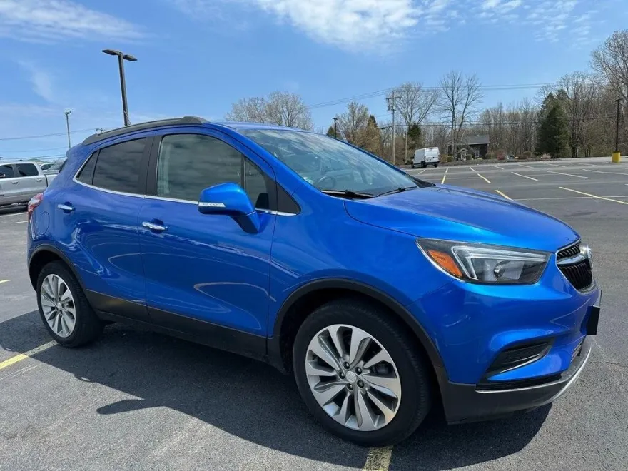 2017 Buick Encore Preferred photo 1