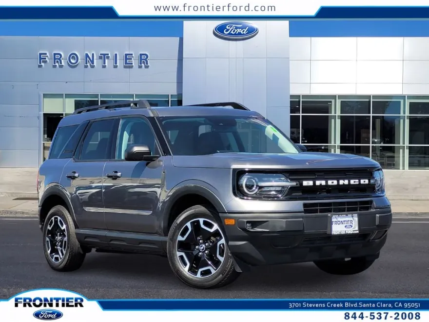 2023 Ford Bronco Sport Outer Banks photo 1
