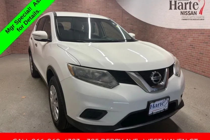 2015 Nissan Rogue S photo 1