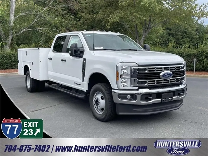 2025 Ford F-350 photo 1