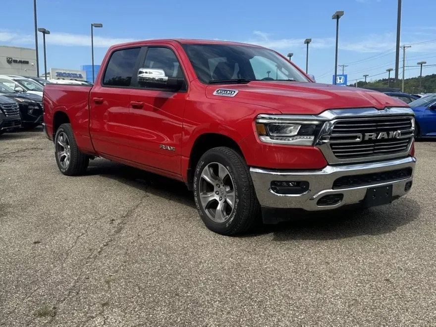 2023 Ram 1500 Laramie photo 1