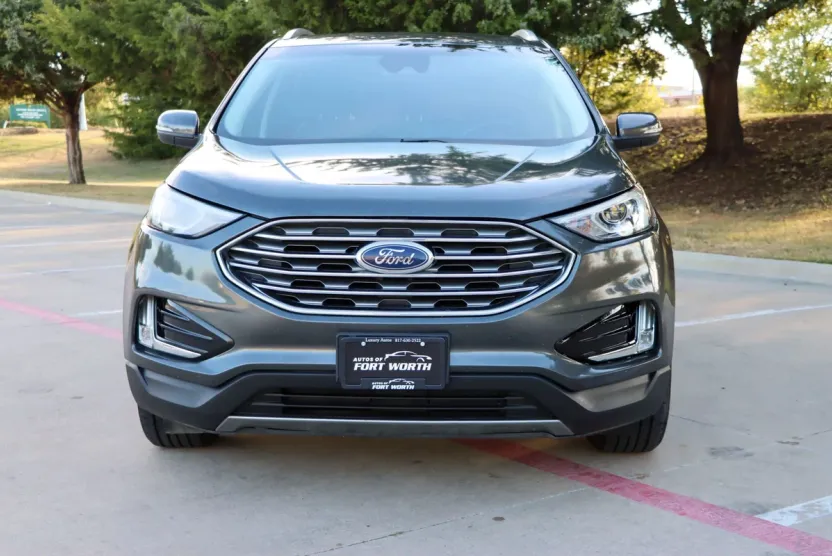 2019 Ford Edge SEL Sport photo 1