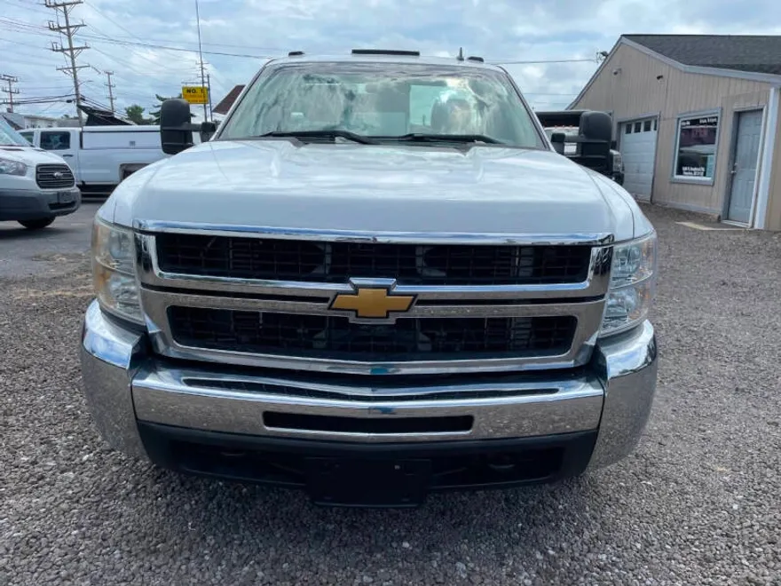 2009 Chevrolet Silverado 3500HD Work Truck photo 1
