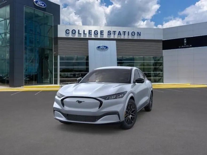2025 Ford Mustang Mach-E Premium photo 1