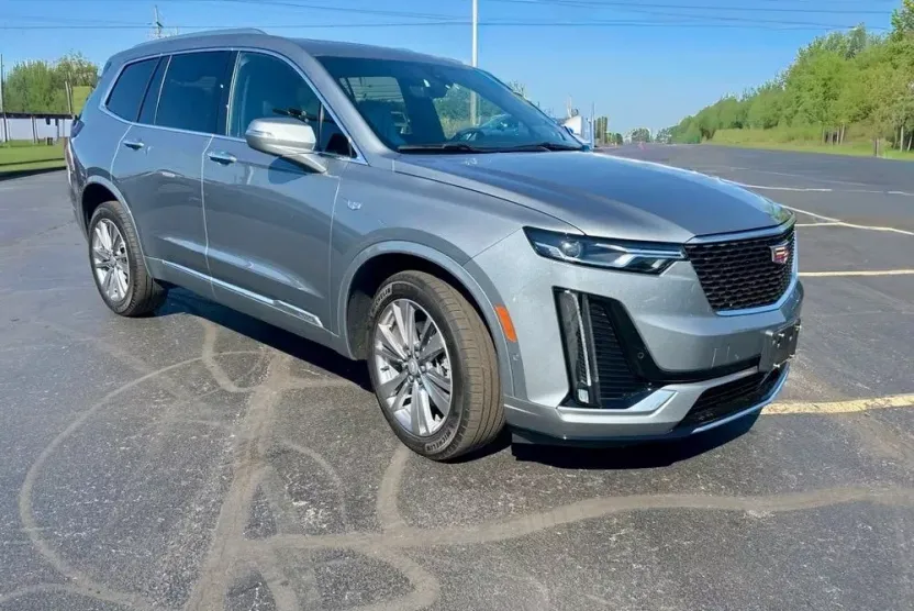2023 Cadillac XT6 Premium Luxury photo 1