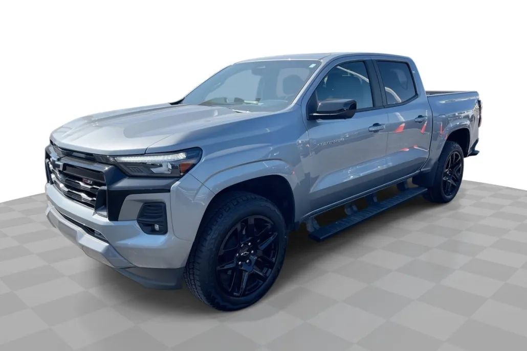 2025 Chevrolet Colorado Z71 photo 1