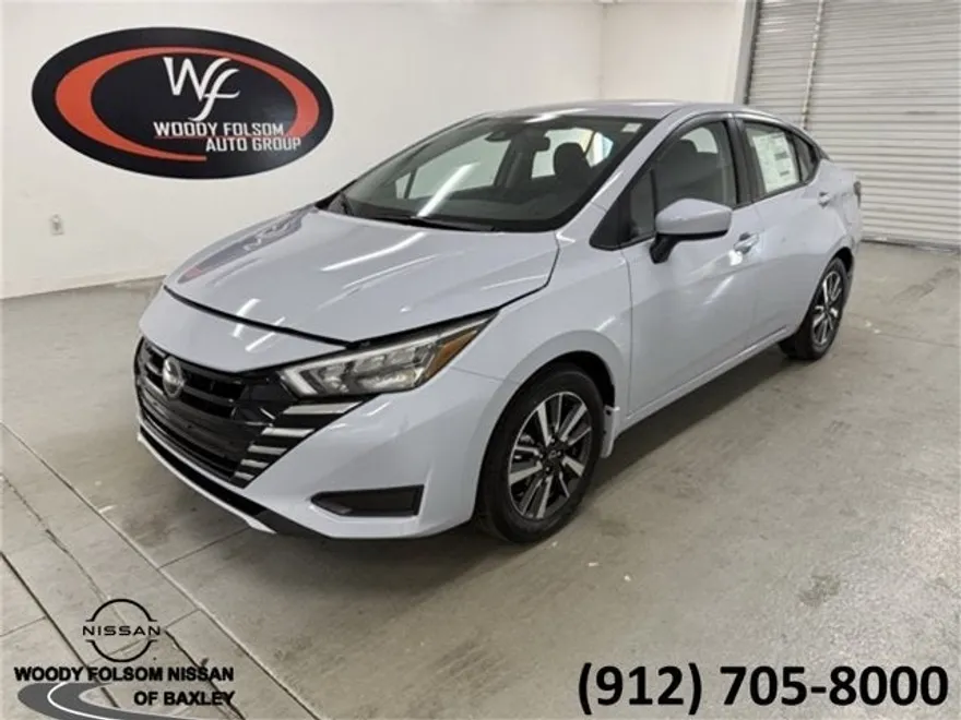 2025 Nissan Versa SV photo 1