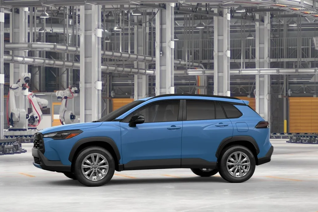 2026 Toyota Corolla Cross LE photo 1