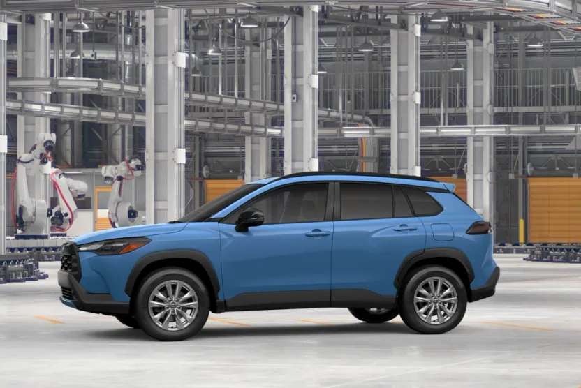 2026 Toyota Corolla Cross LE photo 1