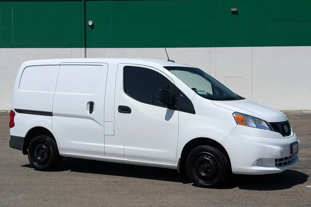 2021 Nissan NV200 SV photo 1