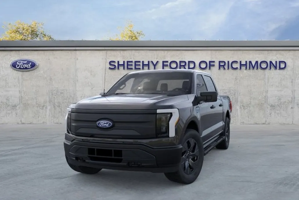2024 Ford F-150 Lightning photo 1