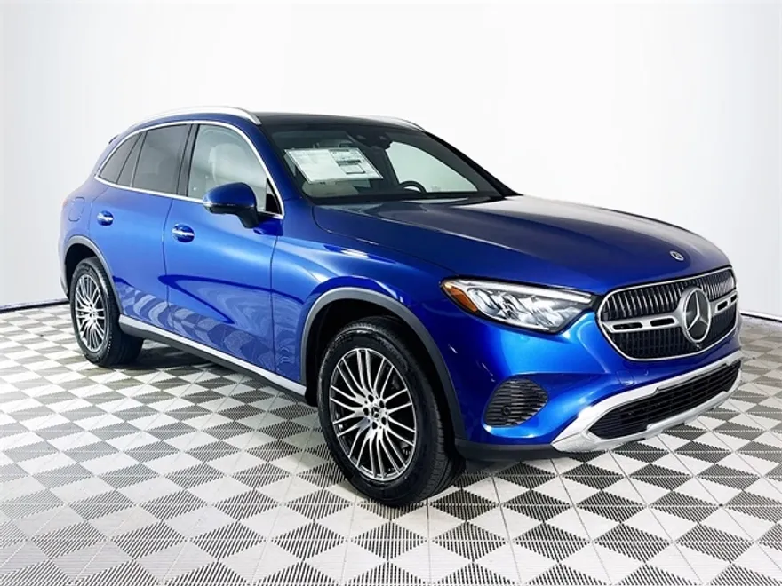 2026 Mercedes Benz GLC 300 photo 1
