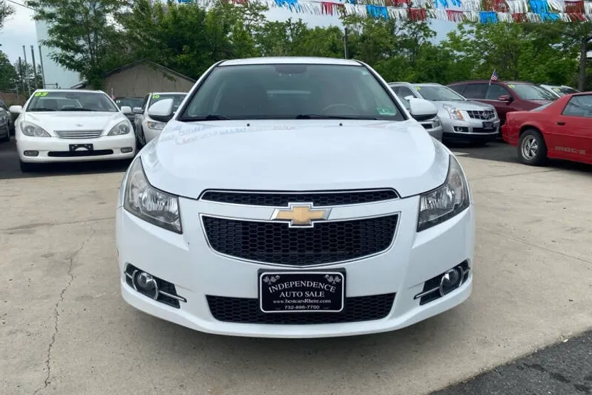2012 Chevrolet Cruze LTZ photo 1
